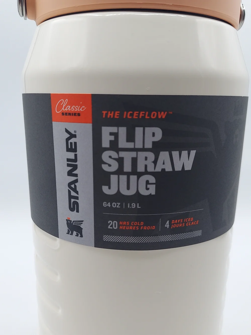 Stanley The IceFlow™ Flip Straw Jug | 64 OZ - Apricot/Cream Gloss